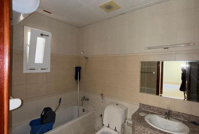 1006792 - Property Image 2