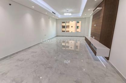 Apartment - 2 Bedrooms - 3 Bathrooms for sale in East Porto Drive - Porto Arabia - The Pearl Island - Doha Apartment - 2 Bedrooms - 3 Bathrooms for sale in East Porto Drive - Porto Arabia - The Pearl Island - Doha