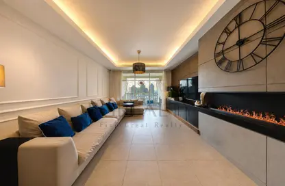 Apartment - 2 Bedrooms - 3 Bathrooms for sale in Viva West - Viva Bahriyah - The Pearl Island - Doha Apartment - 2 Bedrooms - 3 Bathrooms for sale in Viva West - Viva Bahriyah - The Pearl Island - Doha