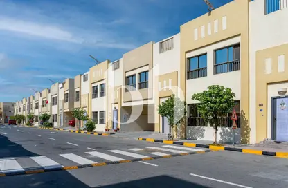 Apartment - 2 Bedrooms - 2 Bathrooms for sale in Al Wukair - Al Wukair - Al Wakra