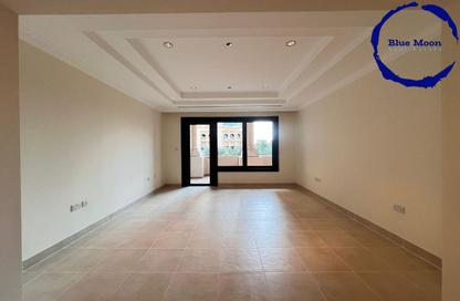 Apartment - 1 Bedroom - 2 Bathrooms for rent in East Porto Drive - Porto Arabia - The Pearl Island - Doha