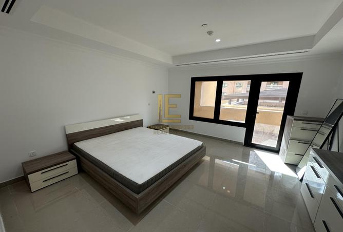 1020895 - Property Image 3