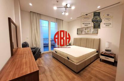 Apartment - 2 Bedrooms - 3 Bathrooms for rent in Floresta Gardens - Floresta Gardens - The Pearl Island - Doha