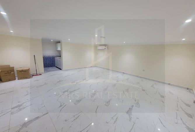 54393570 - Property Image 3