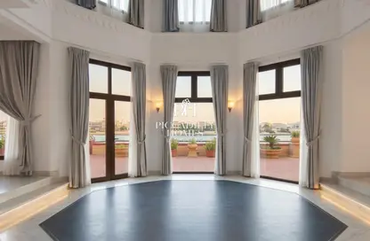 شقة - 5 غرف نوم - 6 حمامات للايجار في فلل واست باي لاغون - وست باي لاجون - بحيرة وست لاجون - الدوحة