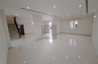 مجمع سكني - 4 غرف نوم - 4 حمامات للايجار في وادي المرخ - مريخ - المريخ - الدوحة