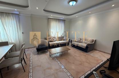 Apartment - 2 Bedrooms - 3 Bathrooms for rent in Al Sadd Road - Al Sadd - Doha
