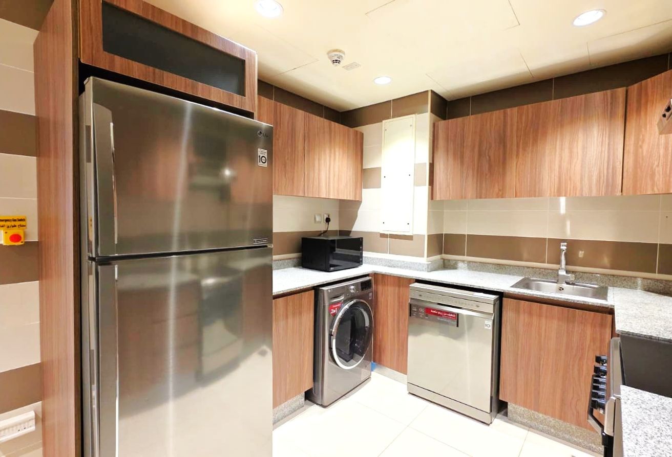 *1 MONTH FREE* 1 BHK + BIG BALCONY *BILLS FREE* - apartment in Marina Tower 07