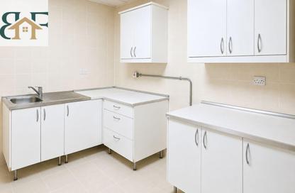 Apartment - 3 Bedrooms - 3 Bathrooms for rent in Al Mansoura - Al Mansoura - Doha