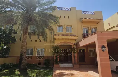 مجمع سكني - 3 غرف نوم - 4 حمامات للايجار في شارع داريم - الهلال شرق - الهلال - الدوحة