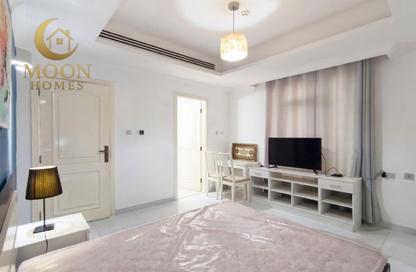 Apartment - 1 Bedroom - 2 Bathrooms for rent in Old Salata - Salata - Doha