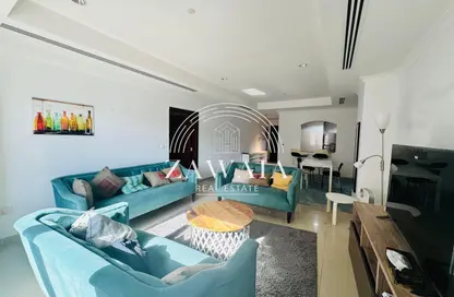 Apartment - 1 Bedroom - 2 Bathrooms for rent in East Porto Drive - Porto Arabia - The Pearl Island - Doha