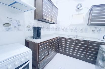 Apartment - 2 Bedrooms - 1 Bathroom for rent in Al Mansoura - Al Mansoura - Doha