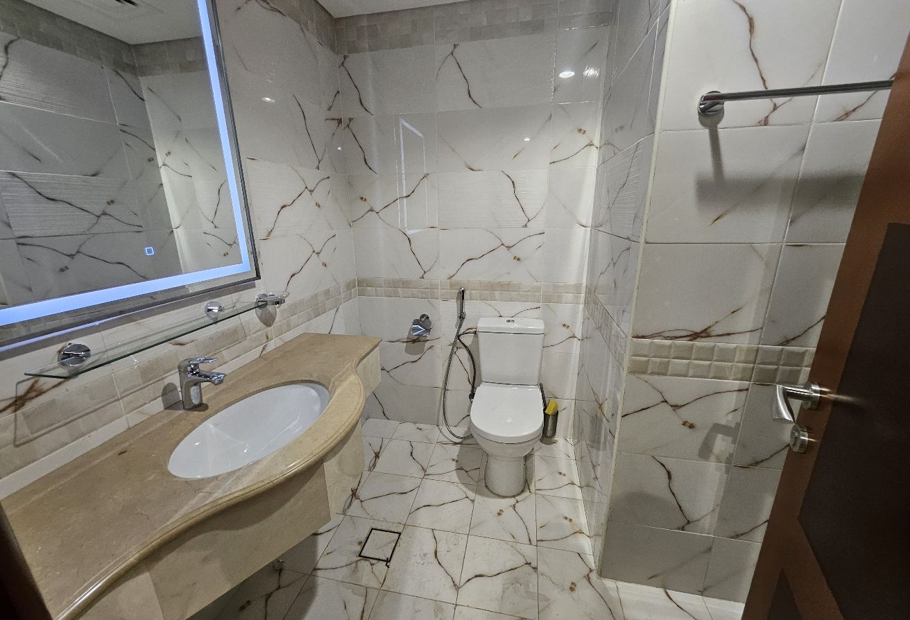DUPLEX 2BEDROOM FULLY FURNISHED BIG LAYOUT thumbnail 8