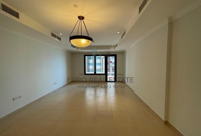 53520317 - Property Image 2