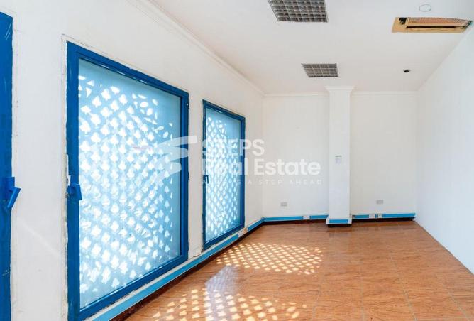 54198060 - Property Image 3