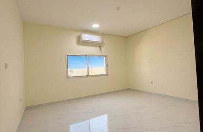 Apartment - Studio - 1 for rent in Al Mansoura - Doha