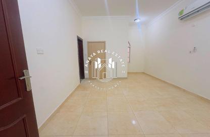 Villa - Studio - 1 Bathroom for rent in Ain Khaled Villas - Ain Khaled - Doha