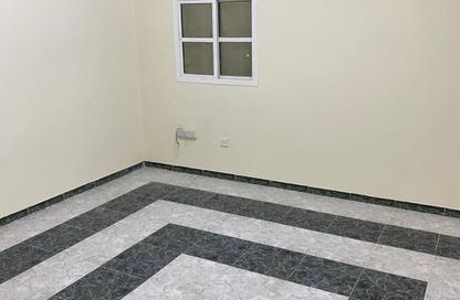 Apartment - Studio - 1 for rent in Al Dafna - Al Dafna - Doha