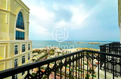 Apartment - 2 Bedrooms - 4 Bathrooms for rent in Floresta Gardens - Floresta Gardens - The Pearl Island - Doha