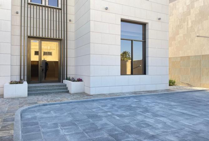 52913940 - Property Image 3