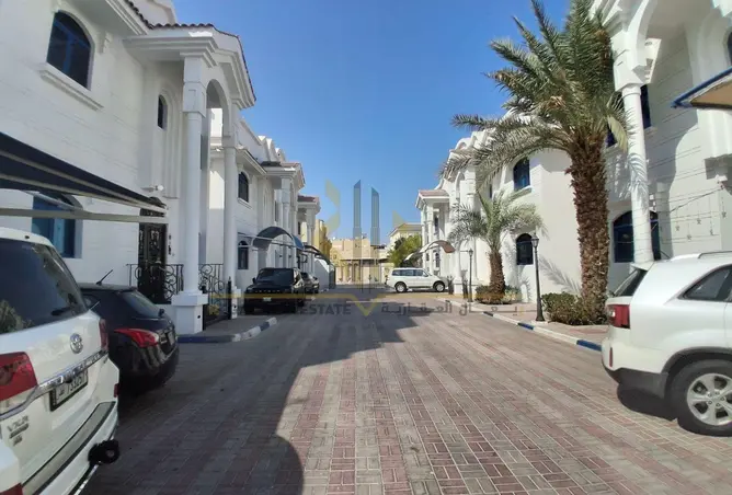 63476589 - Property Image 2