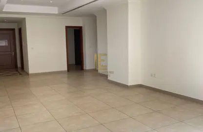 Apartment - 2 Bedrooms - 2 Bathrooms for rent in East Porto Drive - Porto Arabia - The Pearl Island - Doha