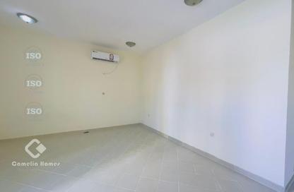 Villa - 5 Bedrooms - 4 Bathrooms for rent in Ain Khaled Villas - Ain Khaled - Doha