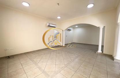 مجمع سكني - 4 غرف نوم - 4 حمامات للايجار في شارع الدانة - مريخ - المريخ - الدوحة مجمع سكني - 4 غرف نوم - 4 حمامات للايجار في شارع الدانة - مريخ - المريخ - الدوحة