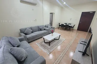 Apartment - 2 Bedrooms - 2 Bathrooms for rent in Al Tabari Street - Fereej Bin Omran - Doha
