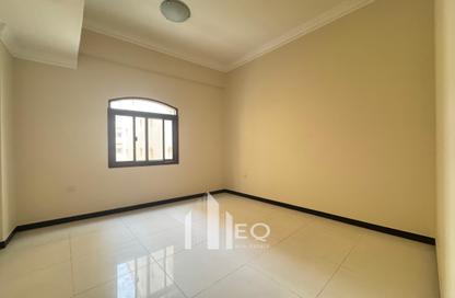 Apartment - 3 Bedrooms - 3 Bathrooms for rent in Al Sadd - Al Sadd - Doha