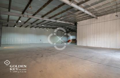 Warehouse - Studio - 1 for rent in East Industrial Street - Birkat Al Awamer - Al Wakra