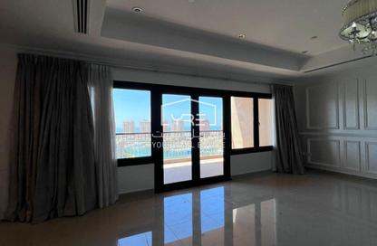 Apartment - 2 Bedrooms - 3 Bathrooms for rent in Porto Arabia Townhouses - Porto Arabia - The Pearl Island - Doha