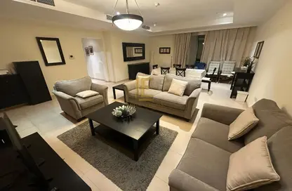 شقة - 2 غرف نوم - 3 حمامات للايجار في طريق بورتو الغربي - بورتو أرابيا - جزيرة اللؤلؤة - الدوحة