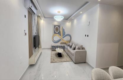 Apartment - 2 Bedrooms - 2 Bathrooms for rent in Umm Ghwailina Comm - Umm Ghuwalina - Umm Ghuwailina - Doha Apartment - 2 Bedrooms - 2 Bathrooms for rent in Umm Ghwailina Comm - Umm Ghuwalina - Umm Ghuwailina - Doha