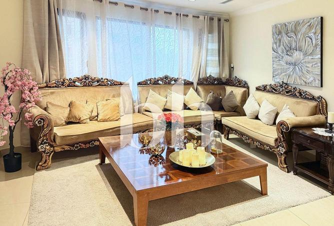 1001675 - Property Image 2