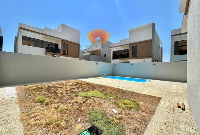 54440803 - Property Image 2