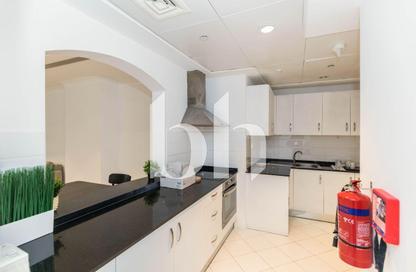 Apartment - 1 Bedroom - 2 Bathrooms for rent in West Porto Drive - Porto Arabia - The Pearl Island - Doha