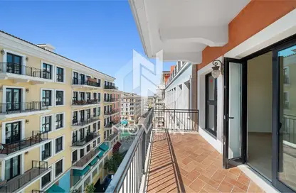 Apartment - 1 Bedroom - 2 Bathrooms for rent in Danat Qatar - Porto Arabia - The Pearl Island - Doha