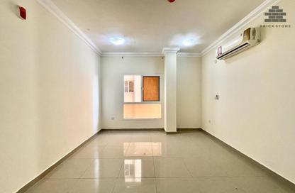 Apartment - 2 - 3 for rent in Al Mansoura - Al Mansoura - Doha