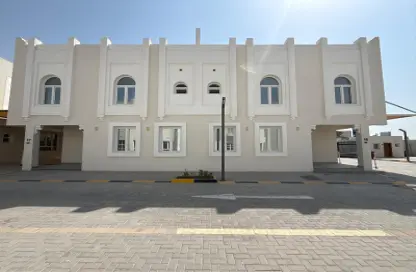 Villa - 6 Bedrooms - 5 Bathrooms for rent in Wadi Al Markh - Muraikh - AlMuraikh - Doha