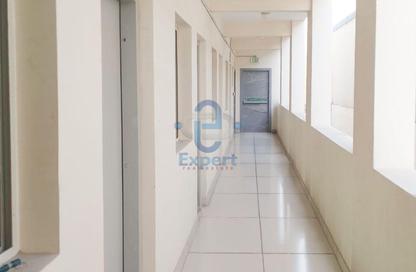Warehouse - Studio - 3 Bathrooms for rent in Industrial Area 2 - Industrial Area - Industrial Area - Doha