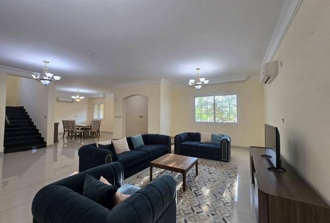 984610 - Property Image 2