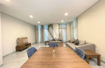 Apartment - 2 Bedrooms - 3 Bathrooms for rent in Giardino Apartments - The Pearl Island - Doha Apartment - 2 Bedrooms - 3 Bathrooms for rent in Giardino Apartments - The Pearl Island - Doha