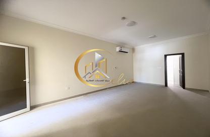 Apartment - 3 Bedrooms - 3 Bathrooms for rent in EB12 - Fereej Bin Mahmoud North - Fereej Bin Mahmoud - Doha Apartment - 3 Bedrooms - 3 Bathrooms for rent in EB12 - Fereej Bin Mahmoud North - Fereej Bin Mahmoud - Doha