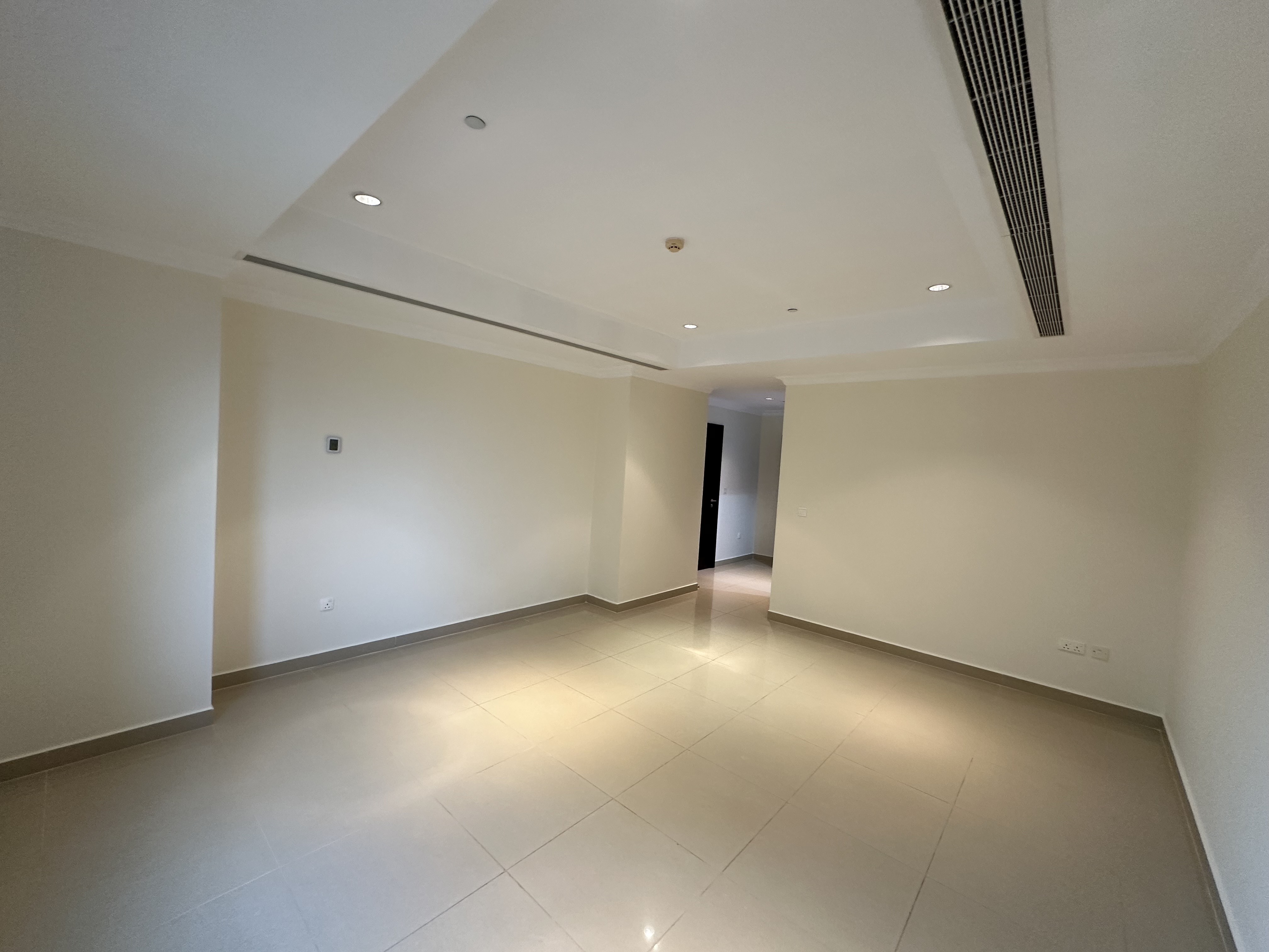 3 Bedroom Semi Furnished Fully Marina View thumbnail 7