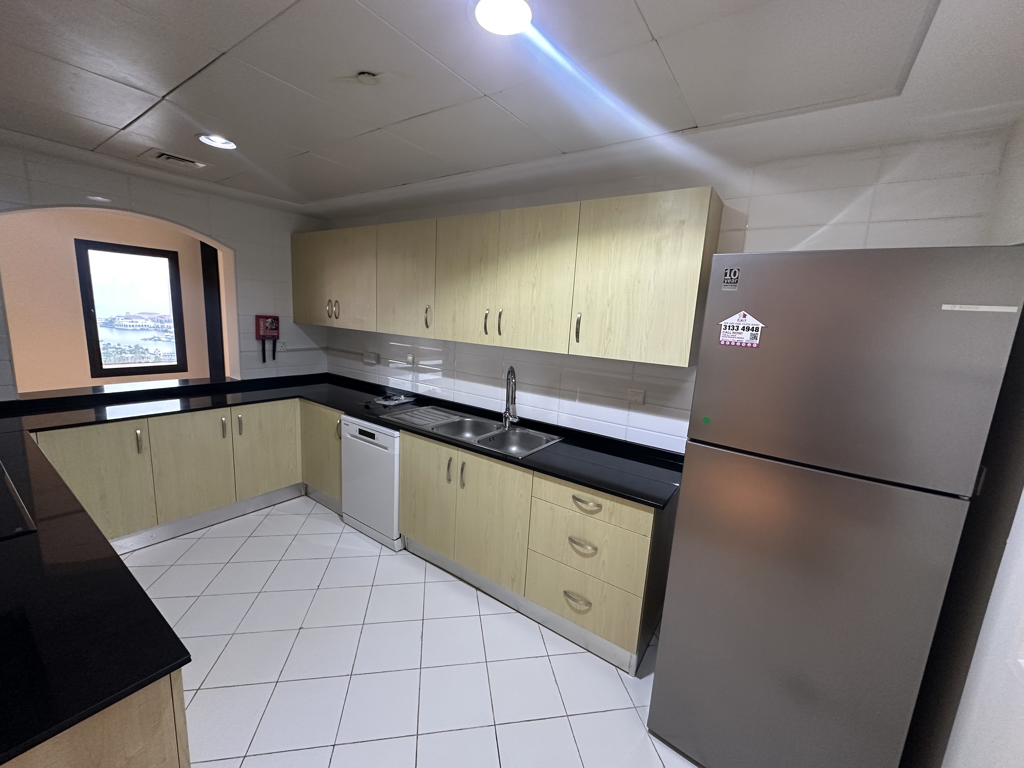 3 Bedroom Semi Furnished Fully Marina View thumbnail 16