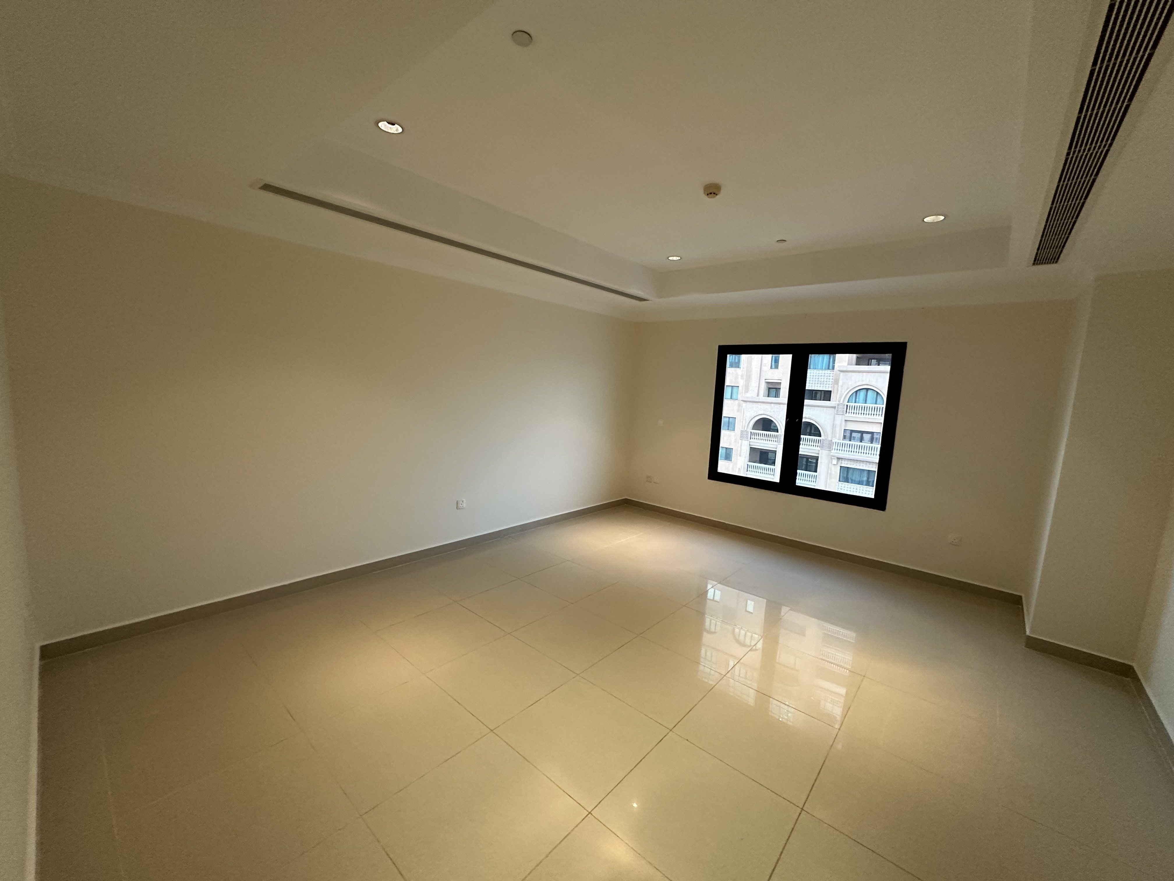 3 Bedroom Semi Furnished Fully Marina View thumbnail 3