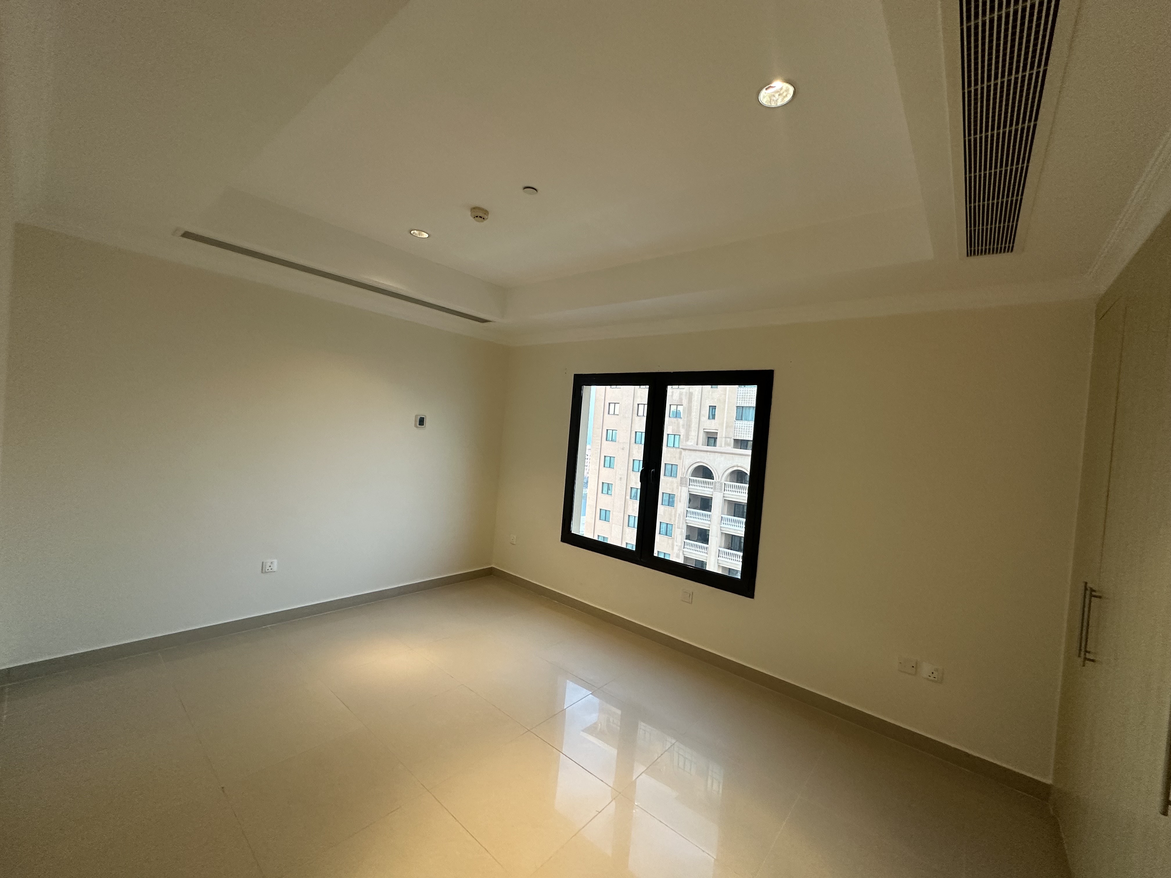 3 Bedroom Semi Furnished Fully Marina View thumbnail 10
