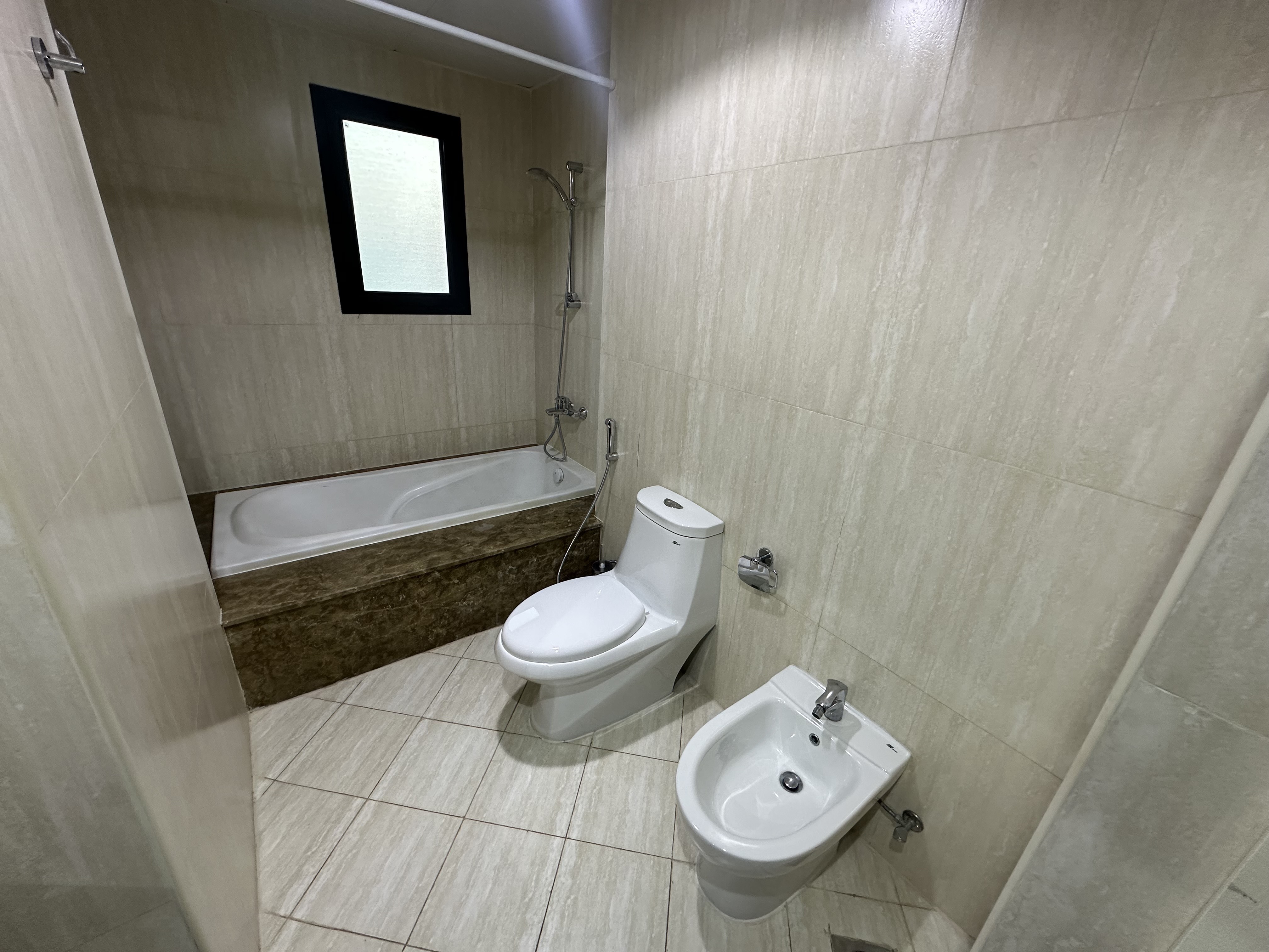 3 Bedroom Semi Furnished Fully Marina View thumbnail 11